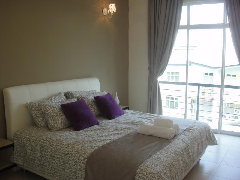 Batu Ferringhi - Shamrock Beach Villas - 12 Ngoại thất bức ảnh